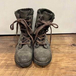 Roxy Women's Charcoal Lace-Up Combat Boots